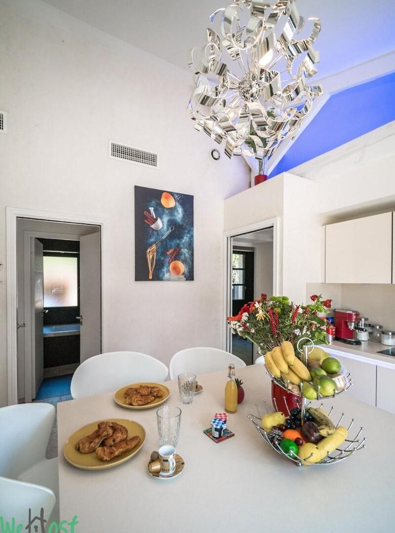 3 Bedrooms With Private Garden And Pool * Nice