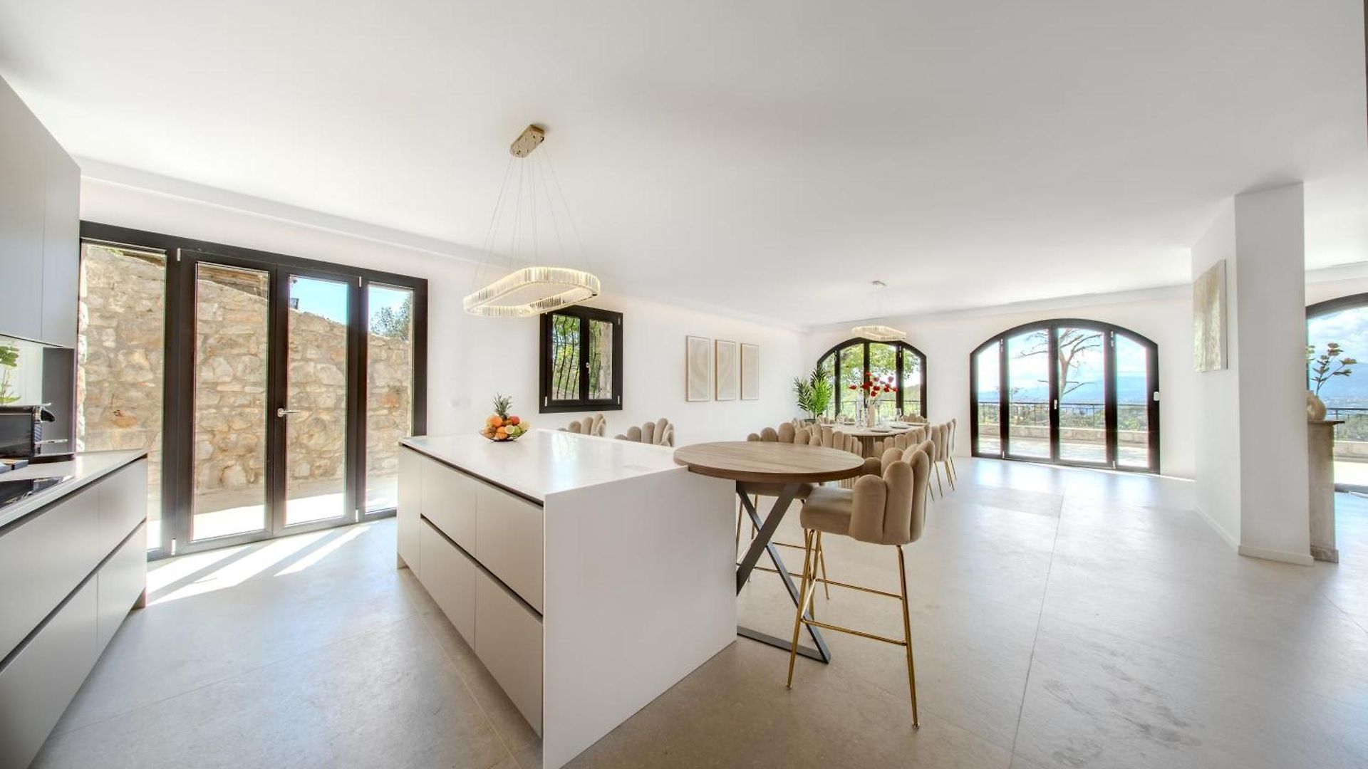 Panoramic-view Villa, 5 En-suites, Pool, Sleeps 10 Villa *