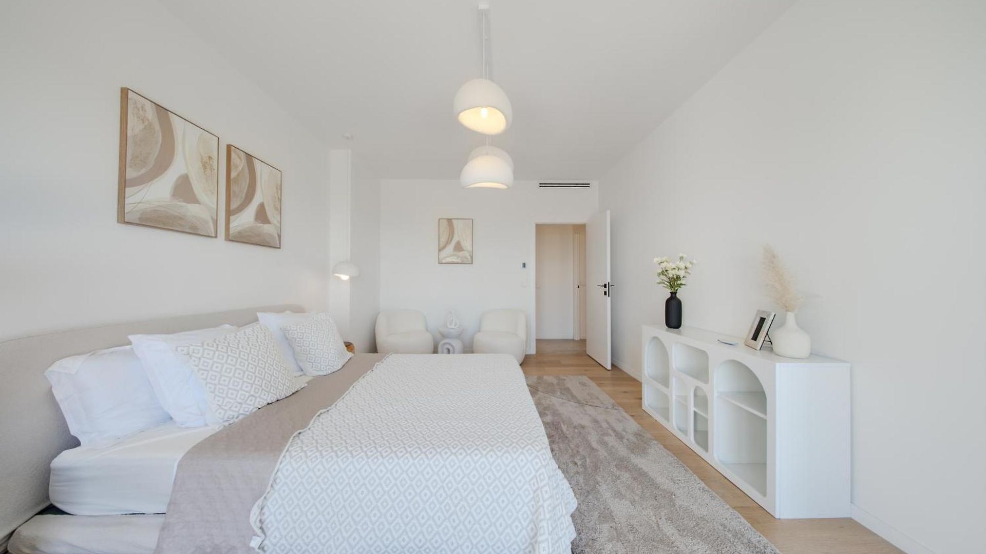 Villa Panoramic-view Villa, 5 En-suites, Pool, Sleeps 10 Nice