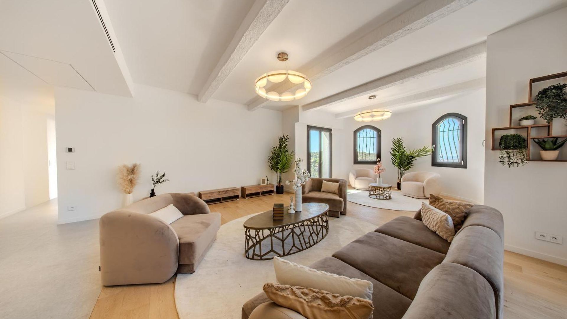 Panoramic-view Villa, 5 En-suites, Pool, Sleeps 10 Nice