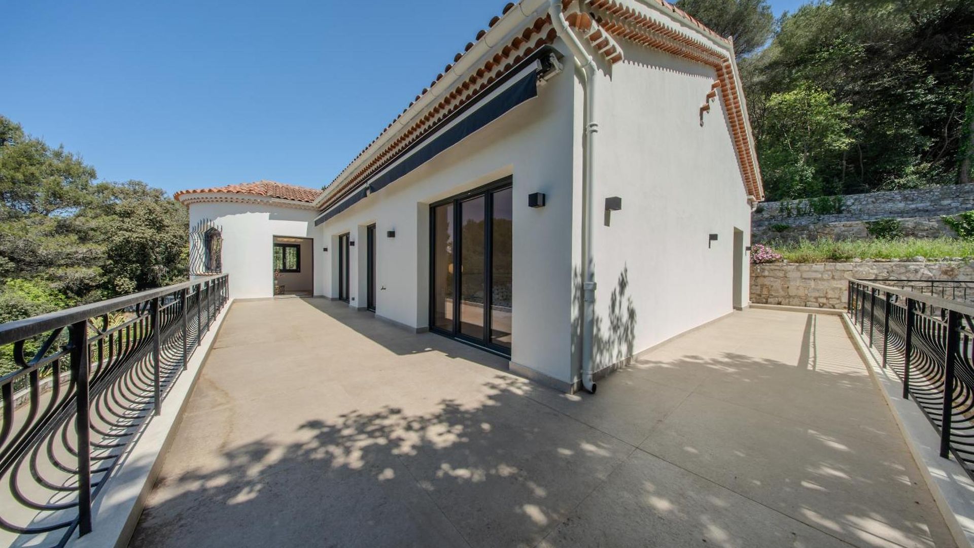 Panoramic-view Villa, 5 En-suites, Pool, Sleeps 10