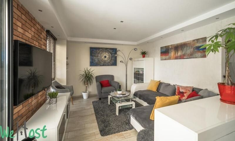Holiday home 3 Bedrooms With Private Garden And Pool Nice