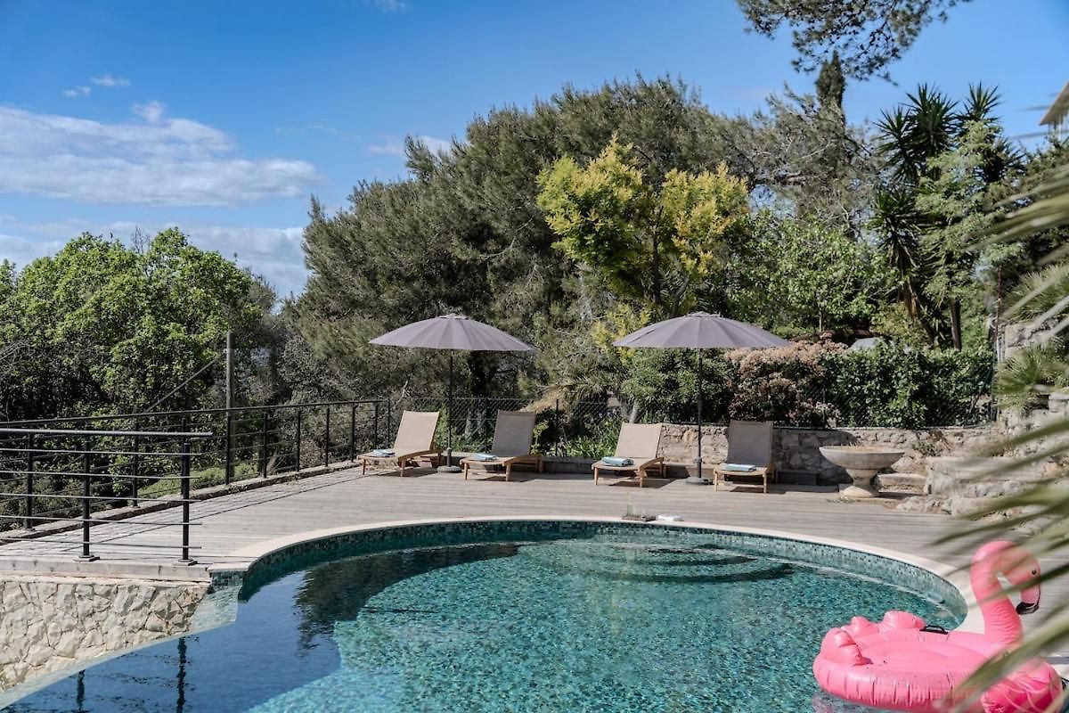 Panoramic-view Villa, 5 En-suites, Pool, Sleeps 10 Villa *