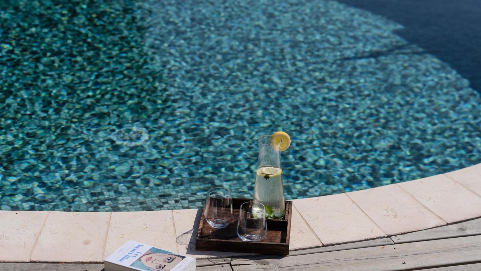 Panoramic-view Villa, 5 En-suites, Pool, Sleeps 10 *