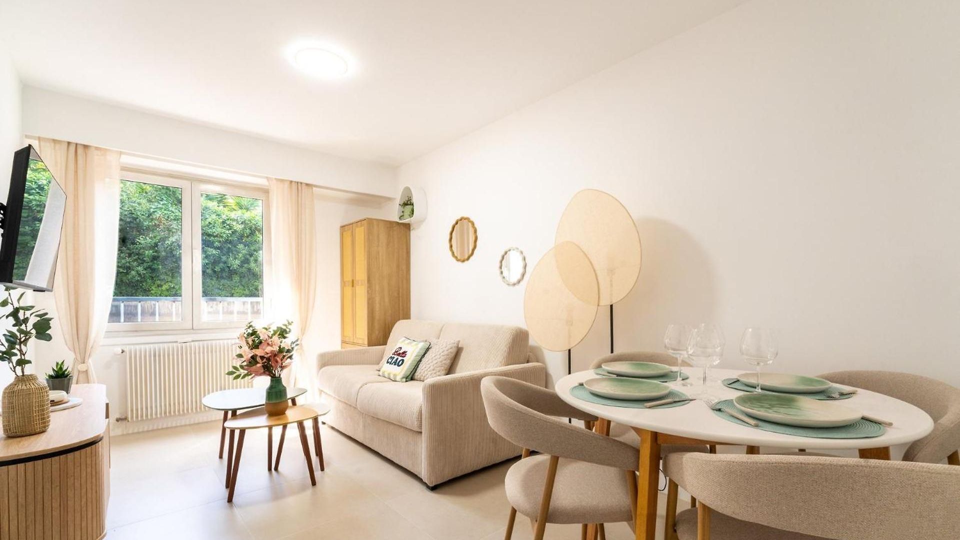 Apartment With 1 Bedroom, Gambetta, Russian Church