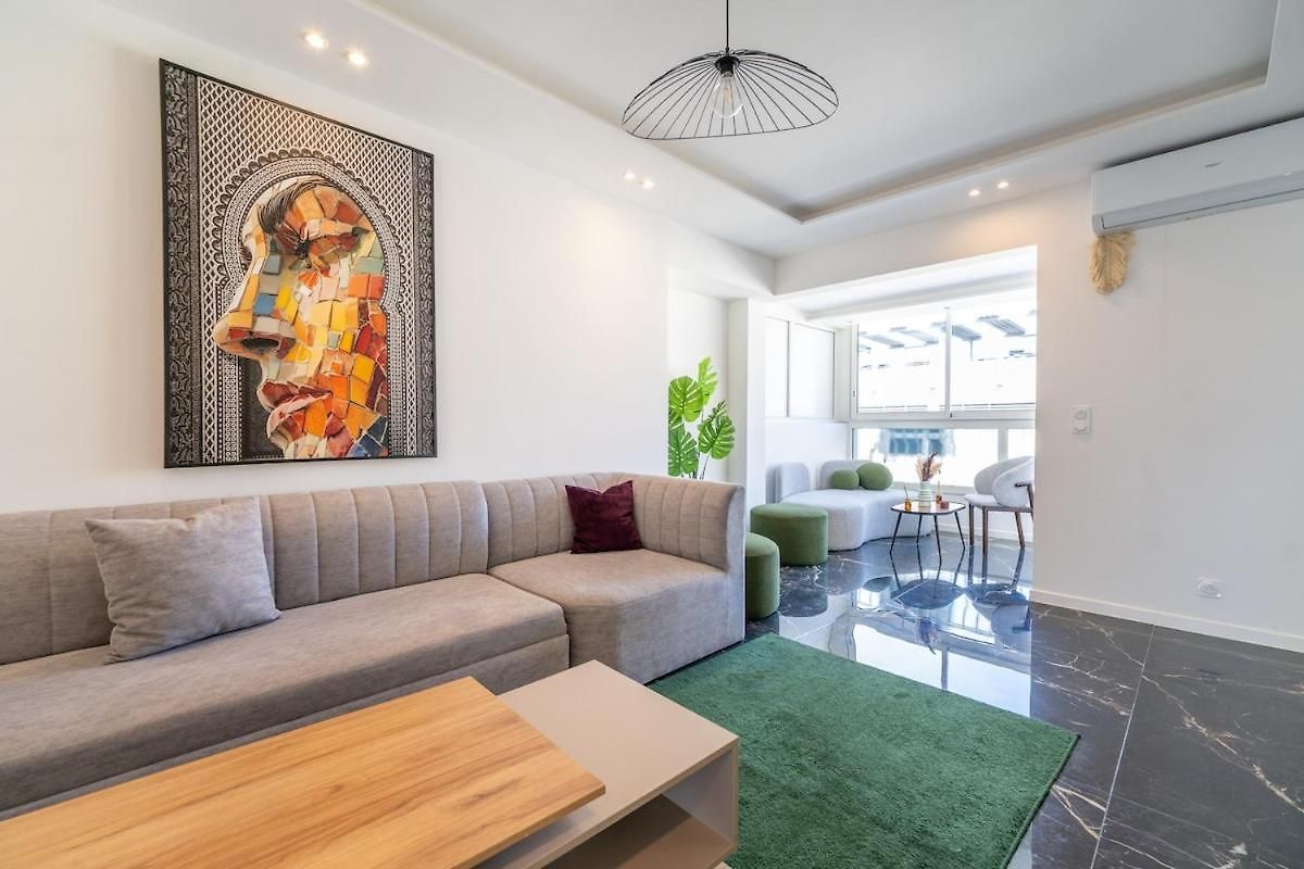 Carras Apartment *
