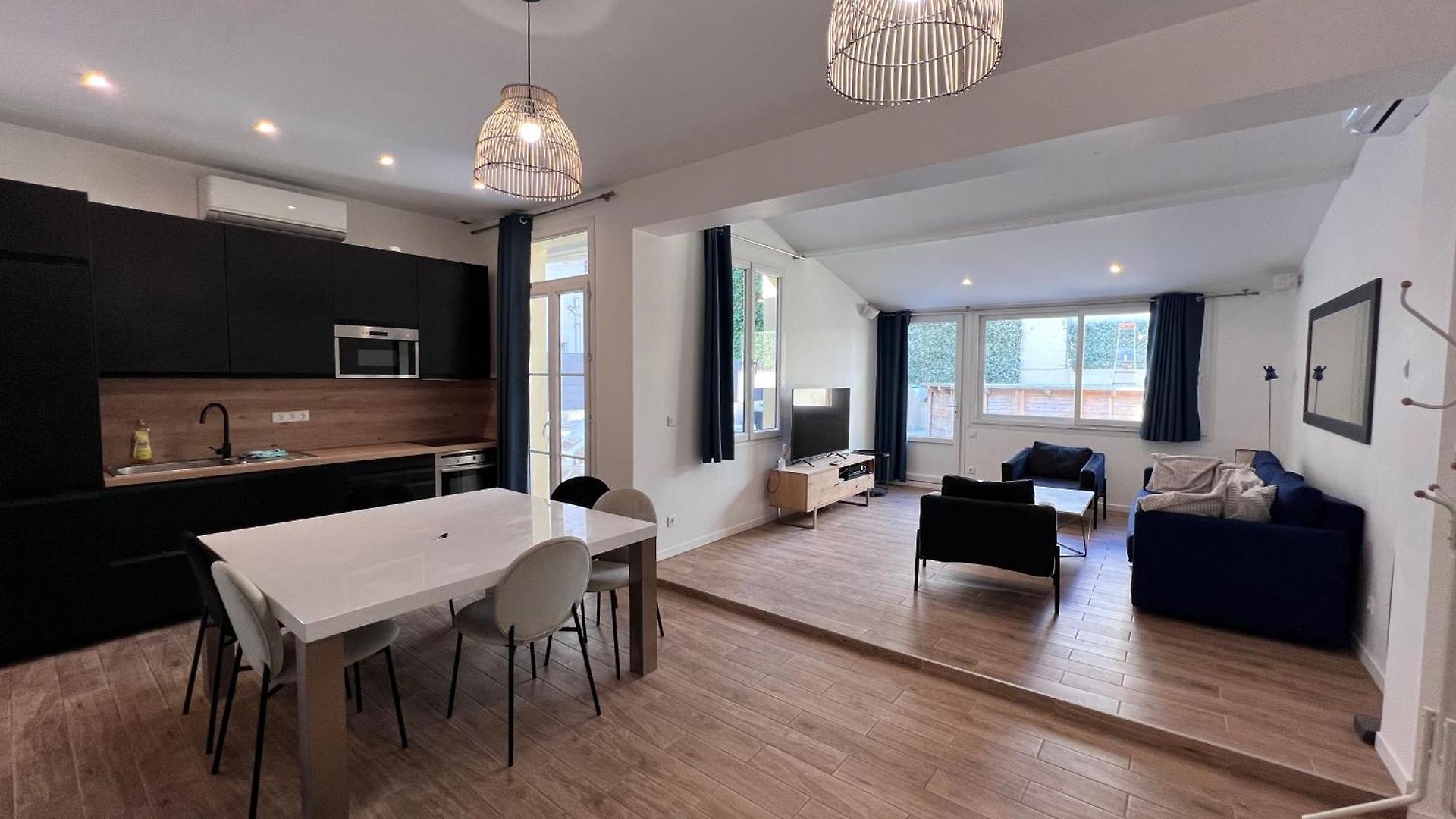 3 Chambres, Piscine Privee Et Parking Nice