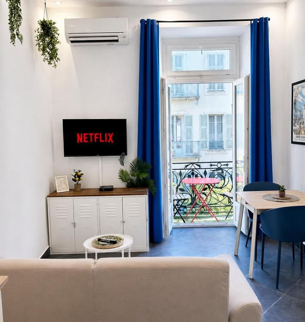 Apartment Cozy - 2 Min Walk From Nice