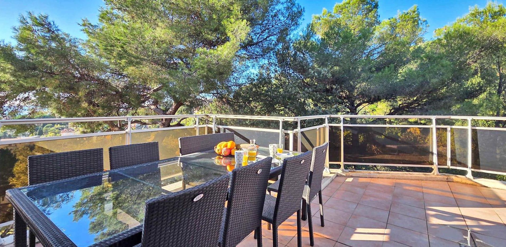 Apartment Grande Terrasse Et Vue Mer, Colline Nicoise *