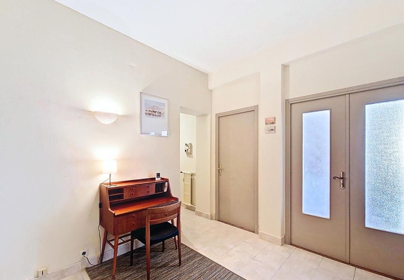 Apartment Nestor&jeeves - Le Catinat - Spacious - Balcony