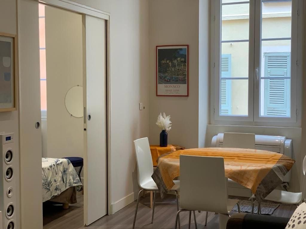 Charming Air-conditioned Apartment-prime Location In Old * Nice