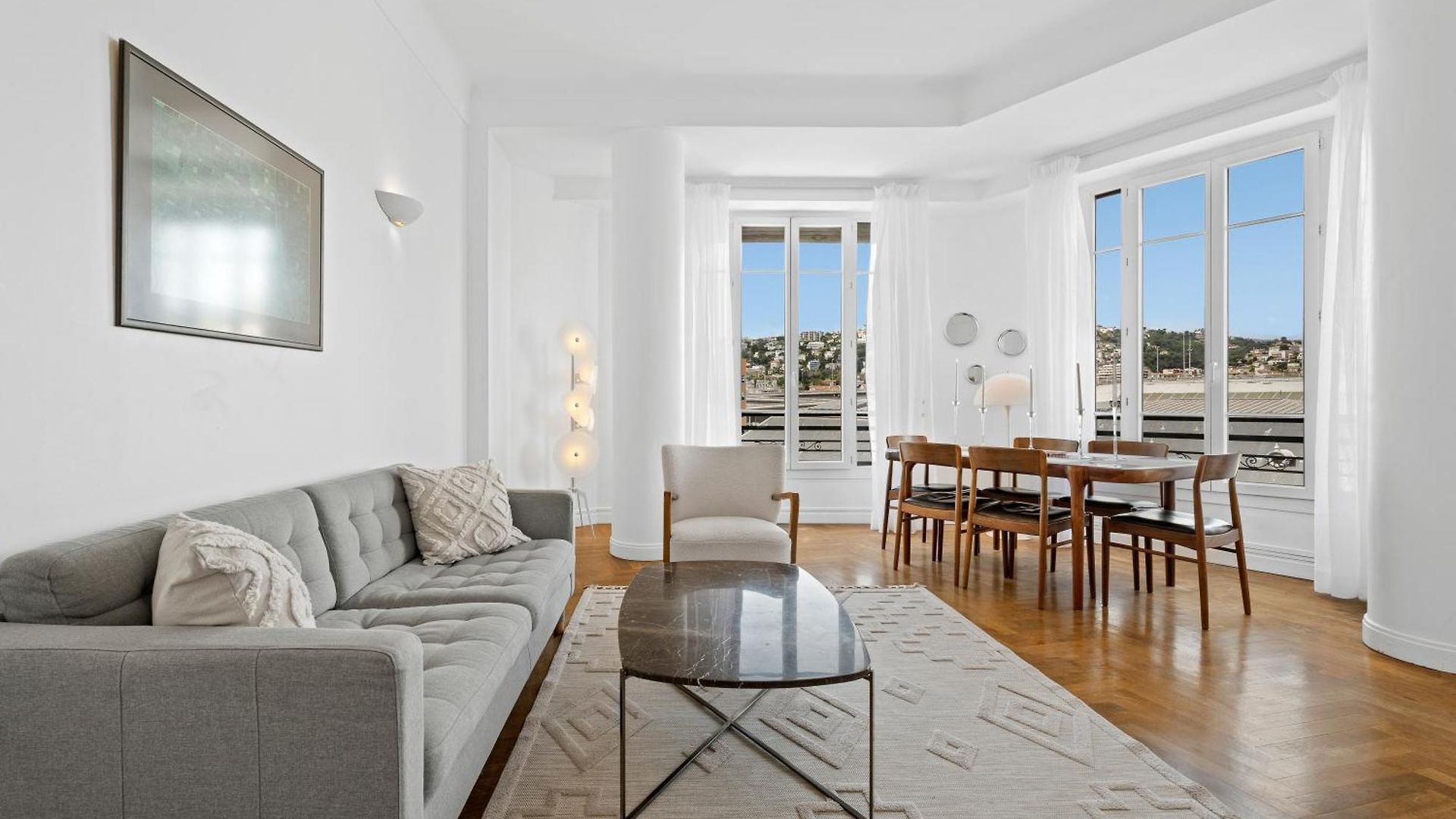 Renting - Auber - Elegant Bright View Station Ac Elevator