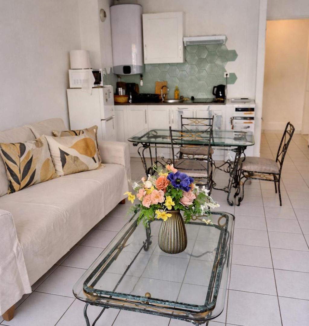 Apartment Cosy A Magnan Ideal Pour 2 Personnes Proche De La Nice
