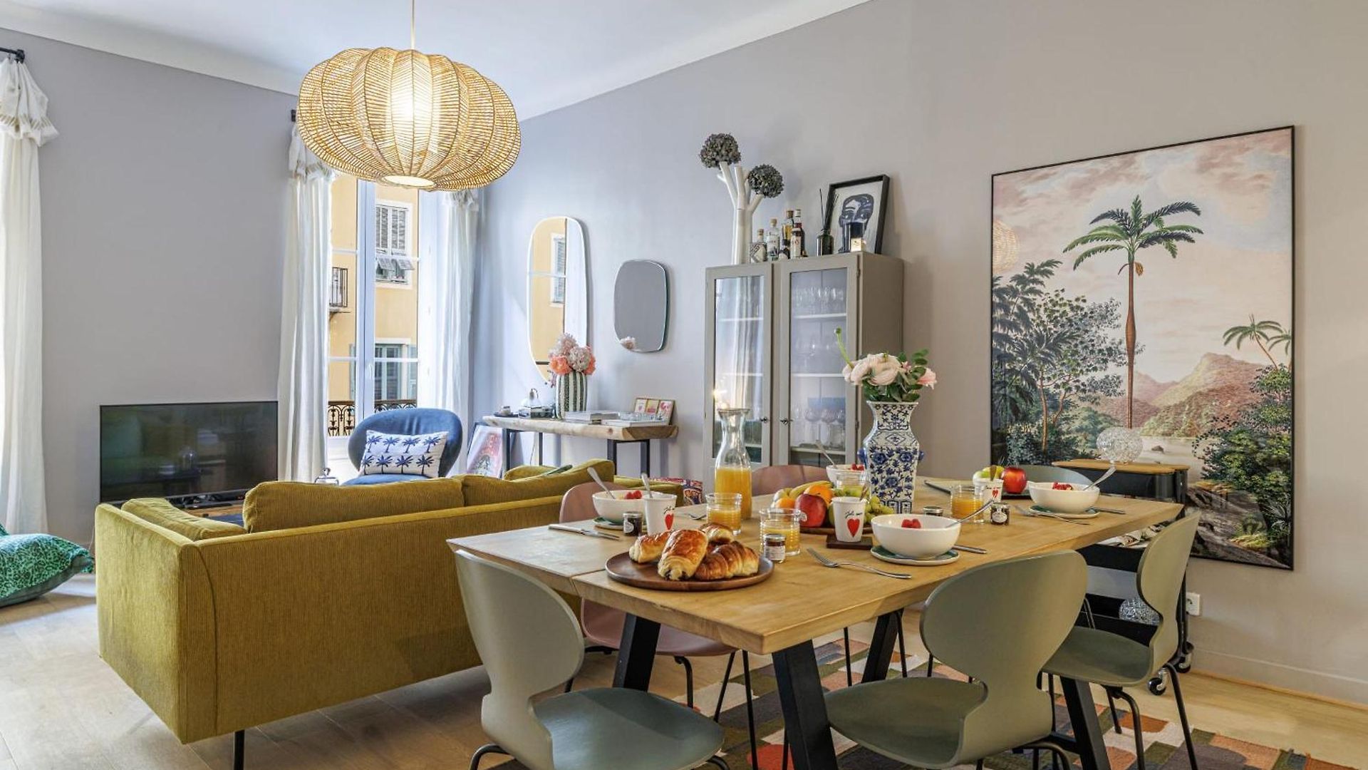 Apartment My Casa Guisol 17 - Elegant 3 Bedroom Near The Old Port *