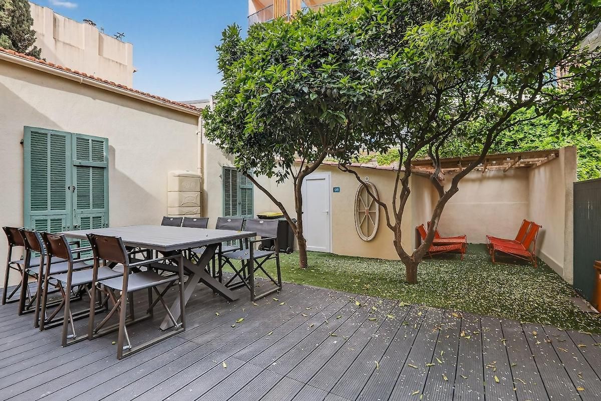 Magnifique Maison Avec Parking A 50m De La