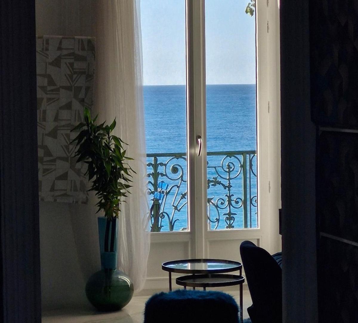 Apartment Gloria Golden Blue *