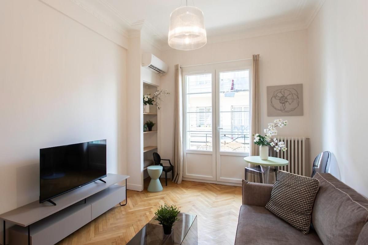 L1 Staywizus - 2p Berlioz, Ac & Wi-fi Apartment *