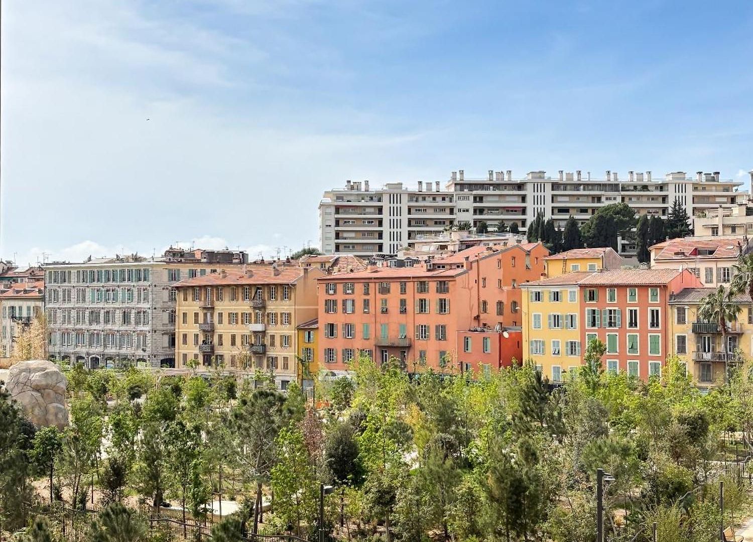 Garibaldi 2 Bedrooms, 2 Bathrooms, Ac Apartment