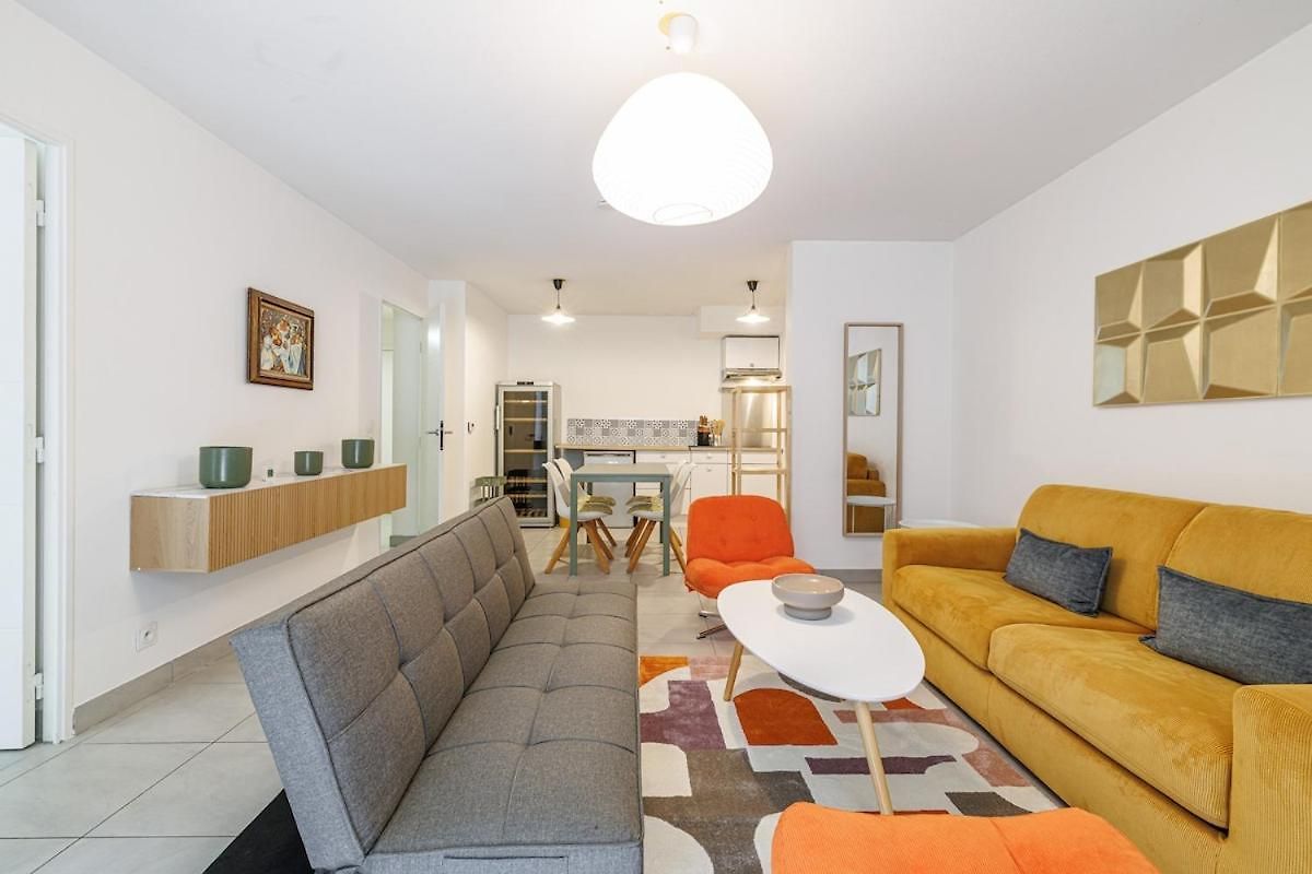 T2 Avec Terrasse Et Parking Privatif *