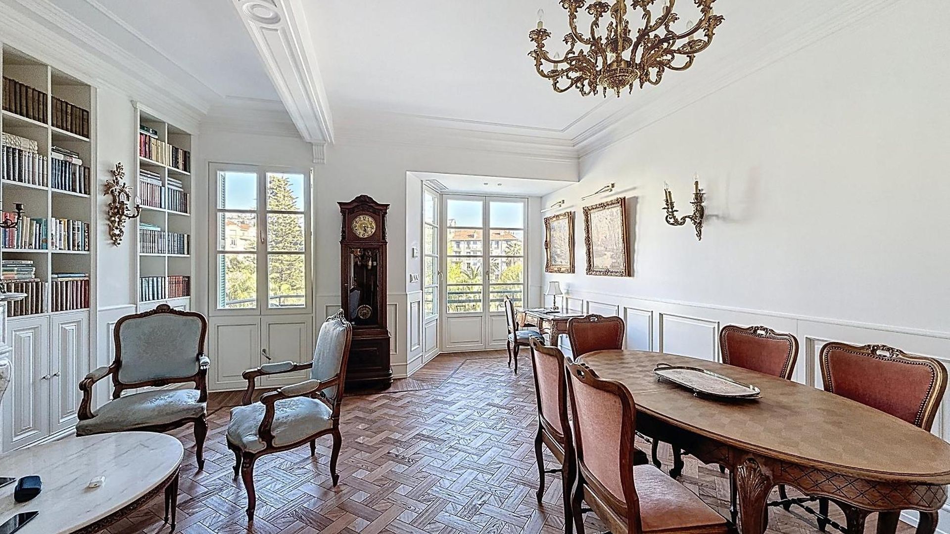 Victor Hugo Grand Elegance 2 Apartment