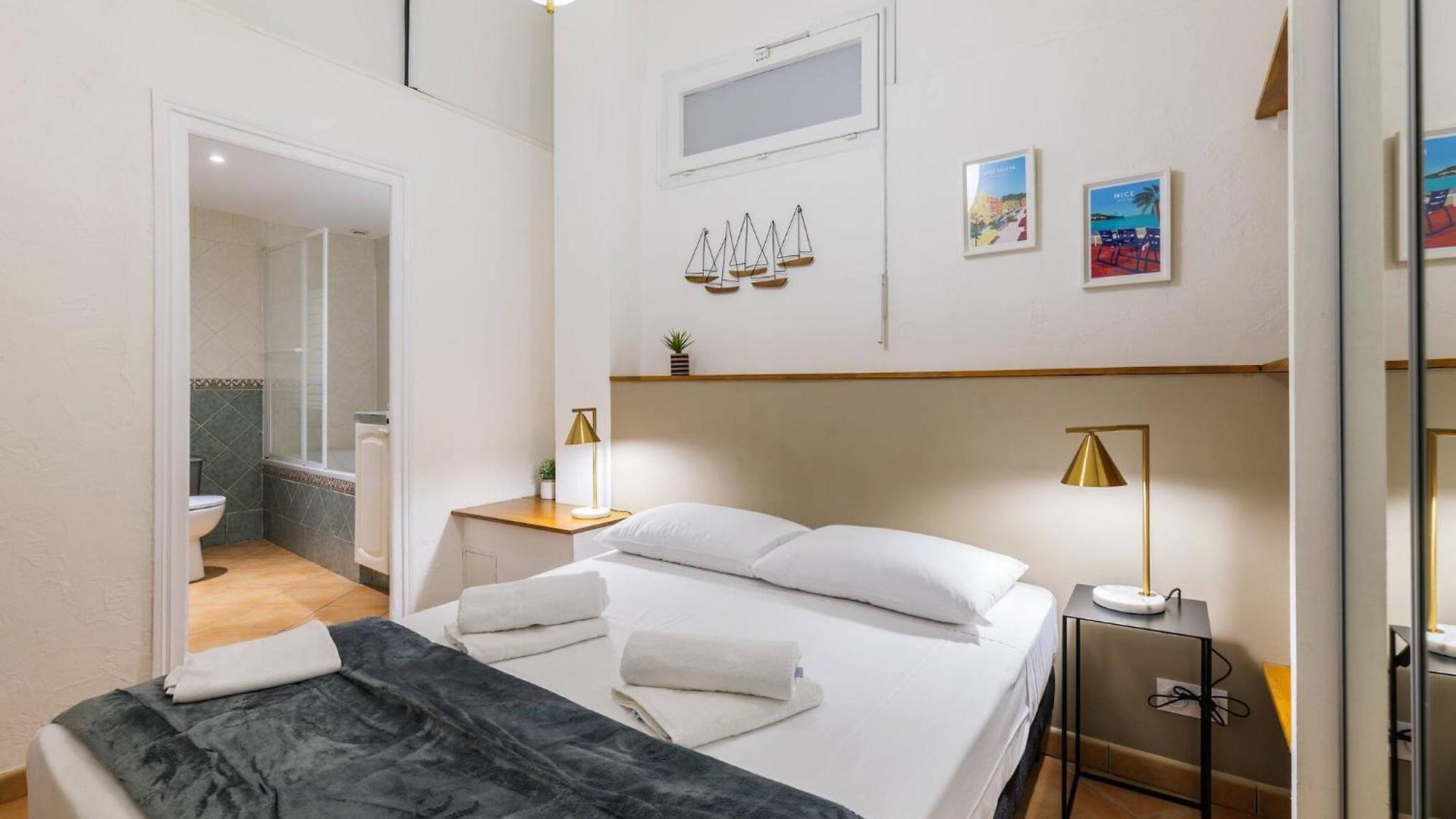 Apartment 3 Pieces Place Rossetti Nice