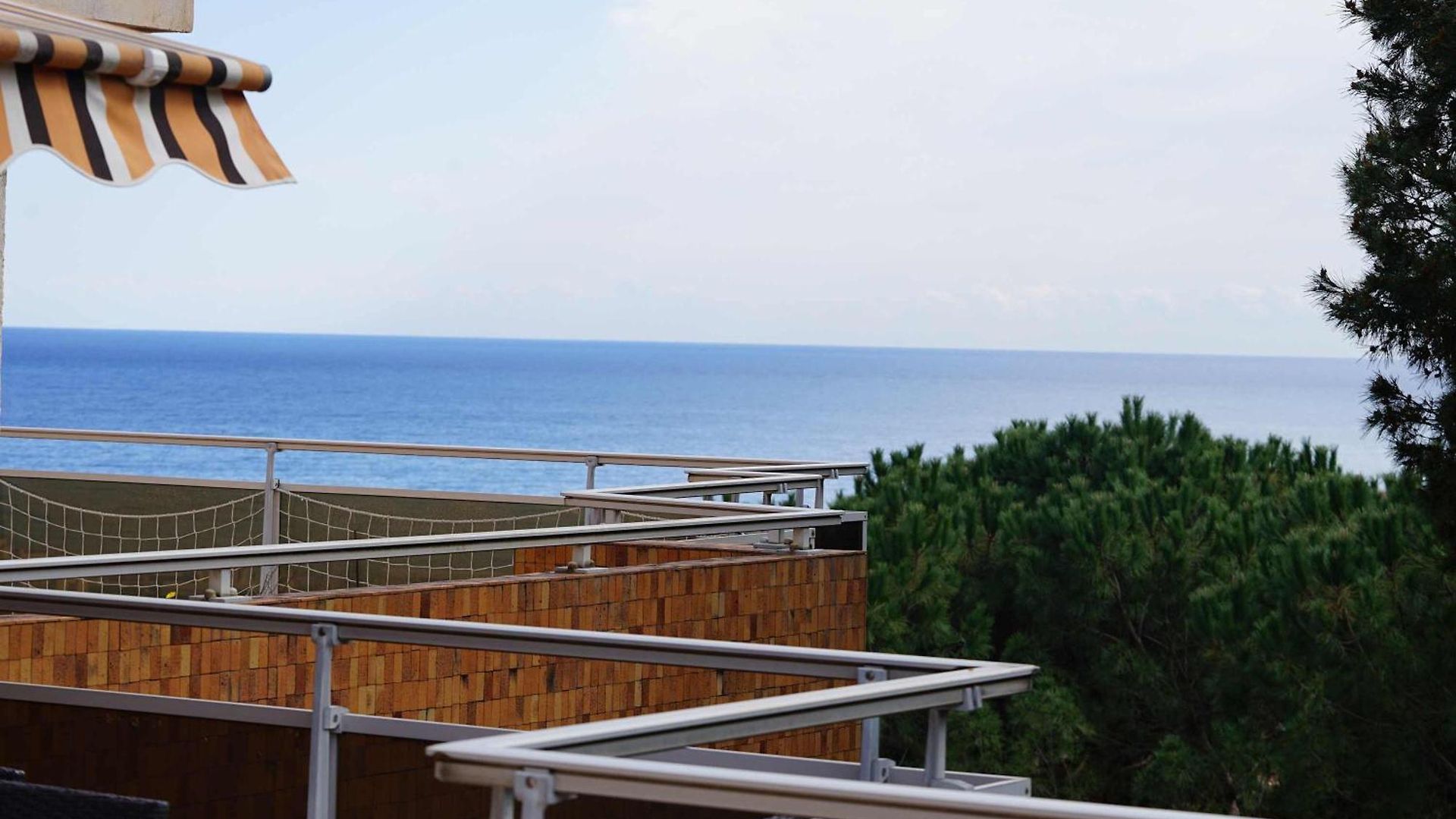 Apartment Grande Terrasse Et Vue Mer, Colline Nicoise Nice