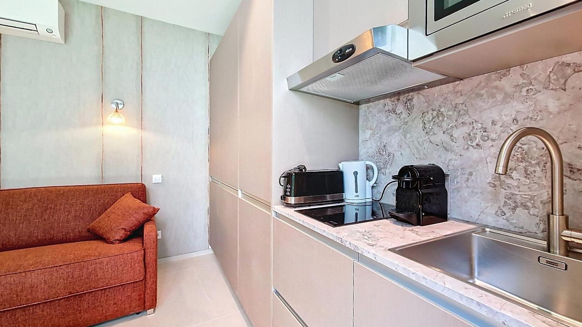 Apartment Nestor&jeeves -jardin Terracotta- Terrace, Ac, Walk To *
