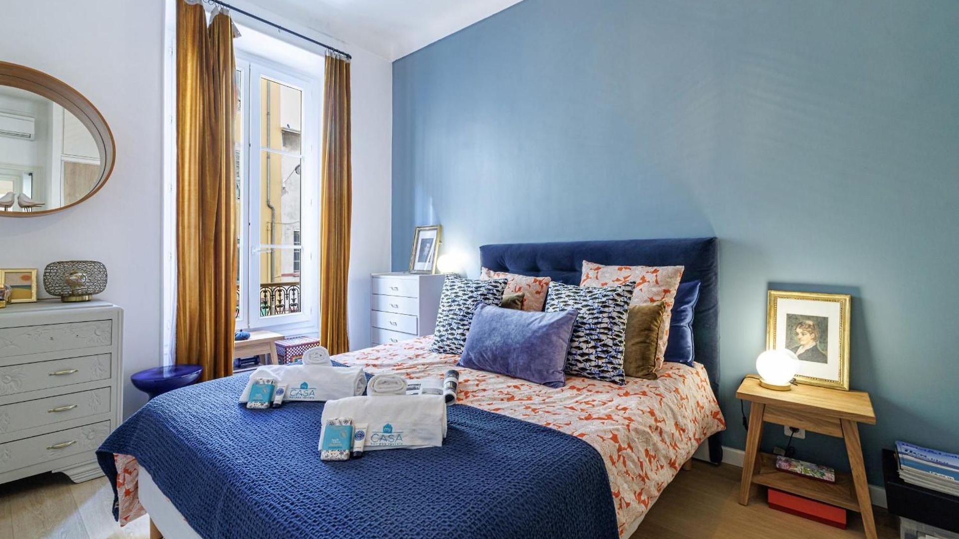 My Casa Guisol 17 - Elegant 3 Bedroom Near The Old Port