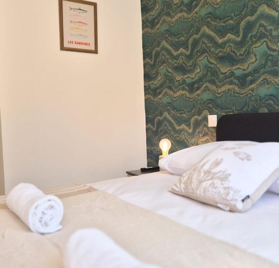 Apartment T3 Neuf Climatise 8 Pers Proche