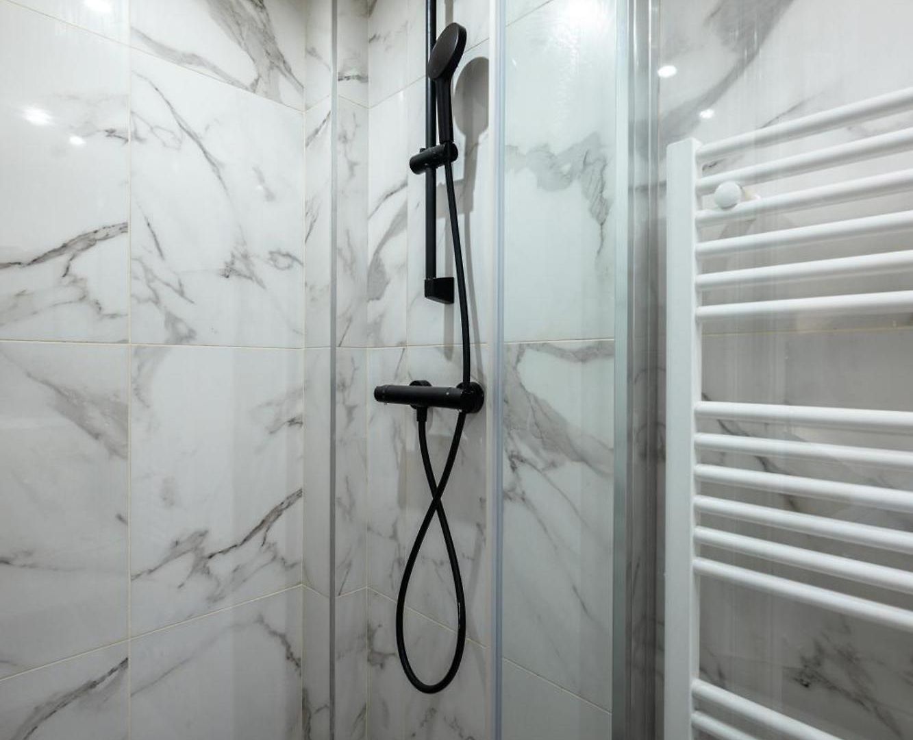 Cozy & Renovated - Close To Market Square Restaurants *