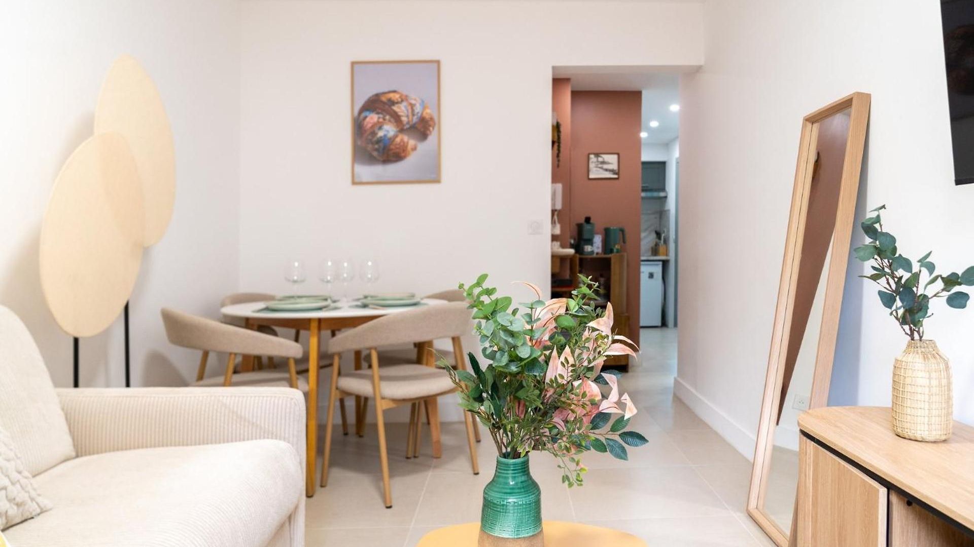 With 1 Bedroom, Gambetta, Russian Church Apartment Nice