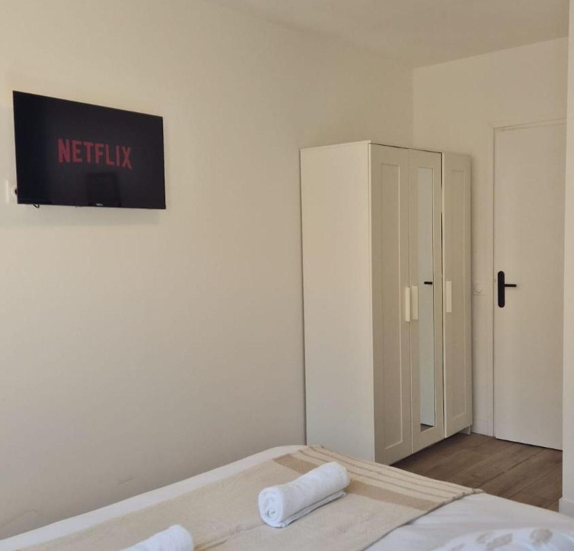 Apartment T3 Neuf Climatise 8 Pers Proche Nice