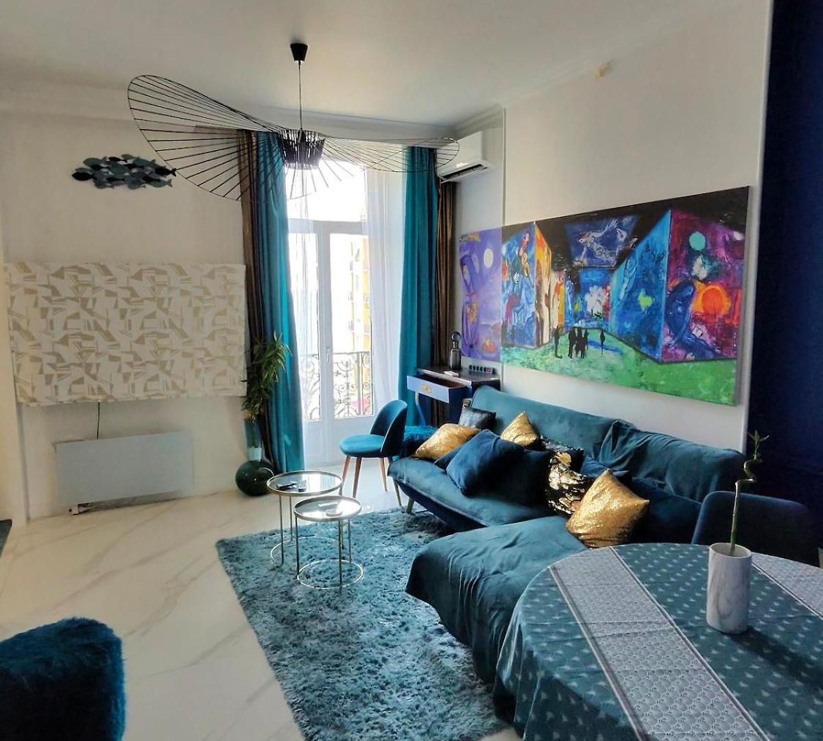 Gloria Golden Blue Apartment