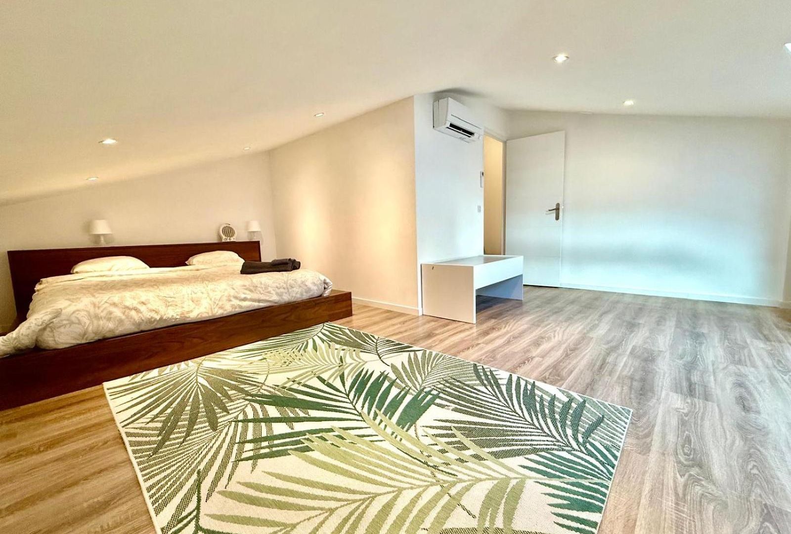Duplex 125 M2 Apartment Nice