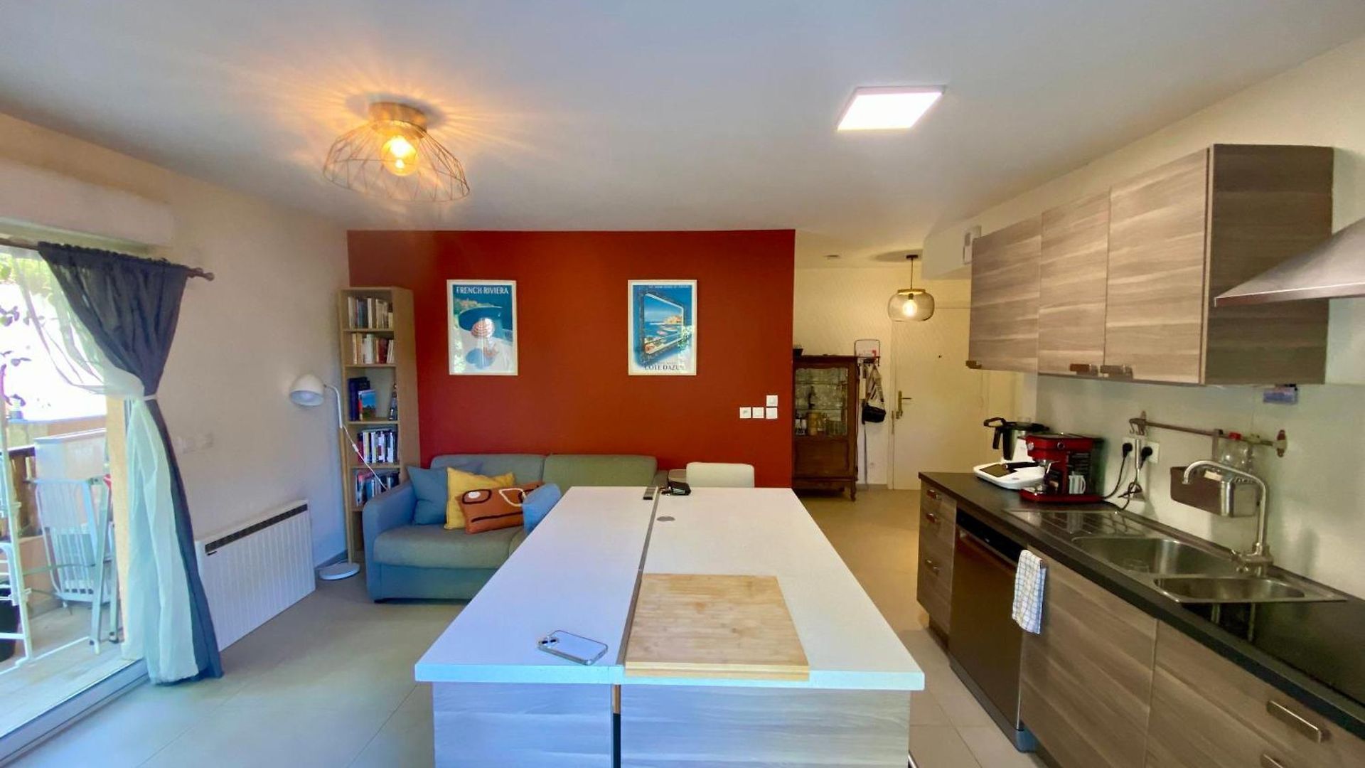 West Ground-floor One Bedroom With Parking, Garden, Pool Apartment