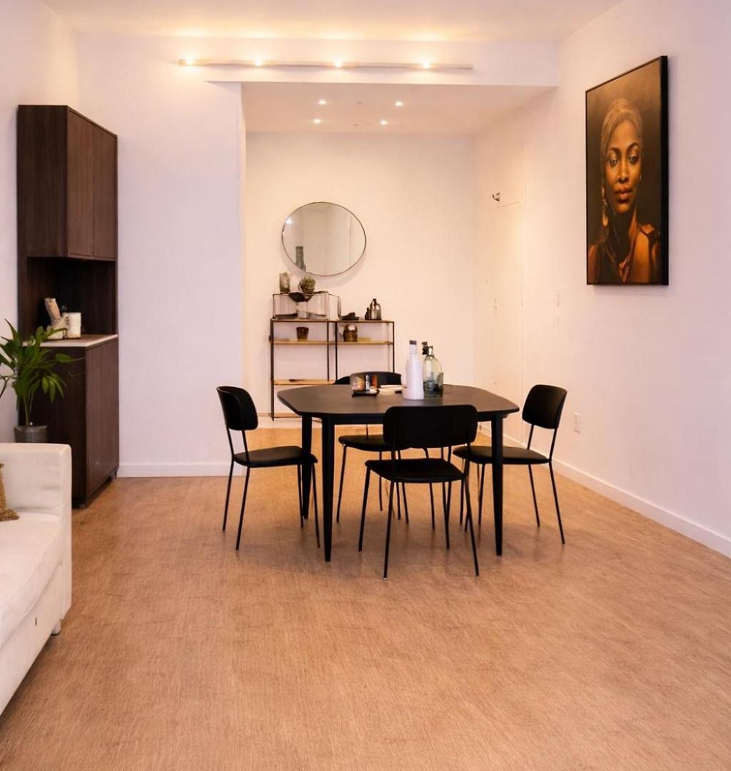 Apartment Beautiful With Terrace And Balcony