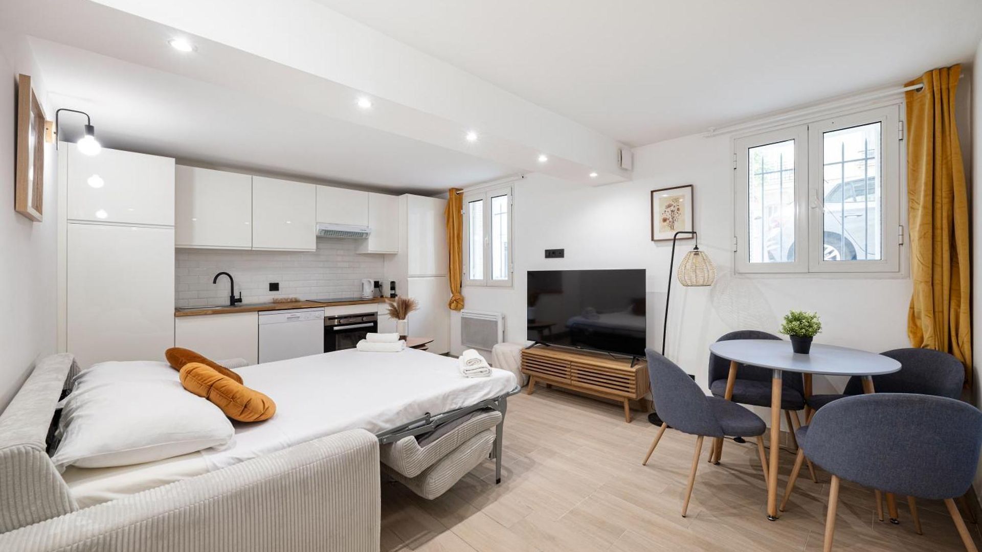 Cozy & Renovated - Close To Market Square Restaurants *
