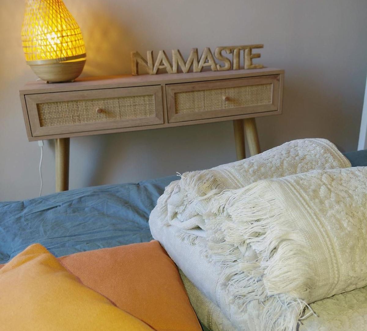 Apartment Chic Ultra Cozy Boho Au Port Of
