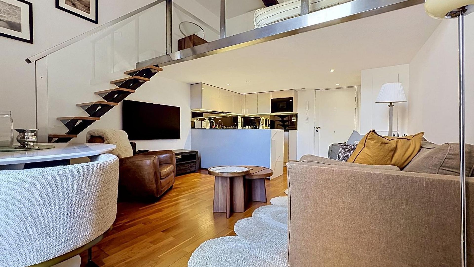 Place Massena Apartment