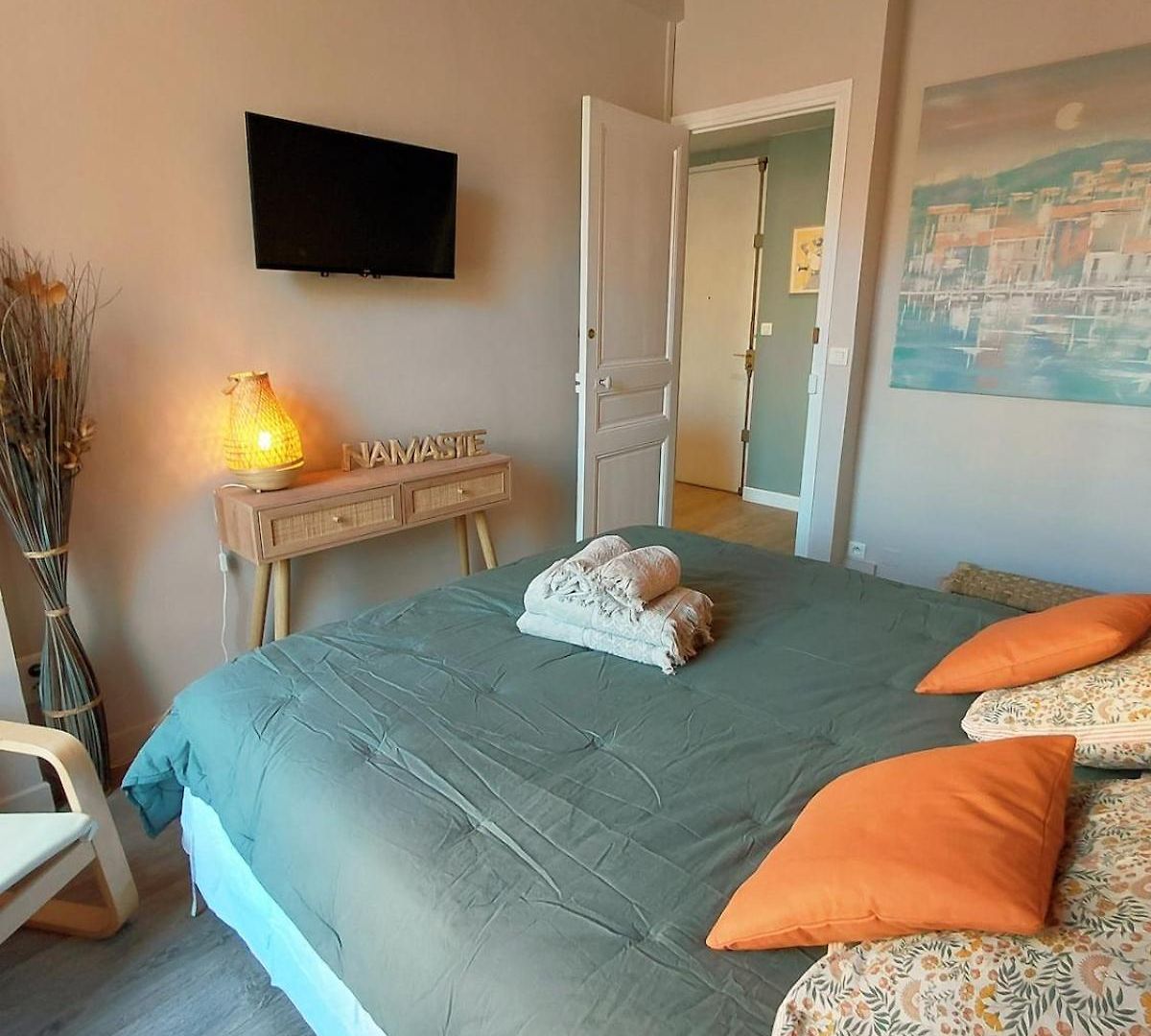 Chic Ultra Cozy Boho Au Port Of Apartment *
