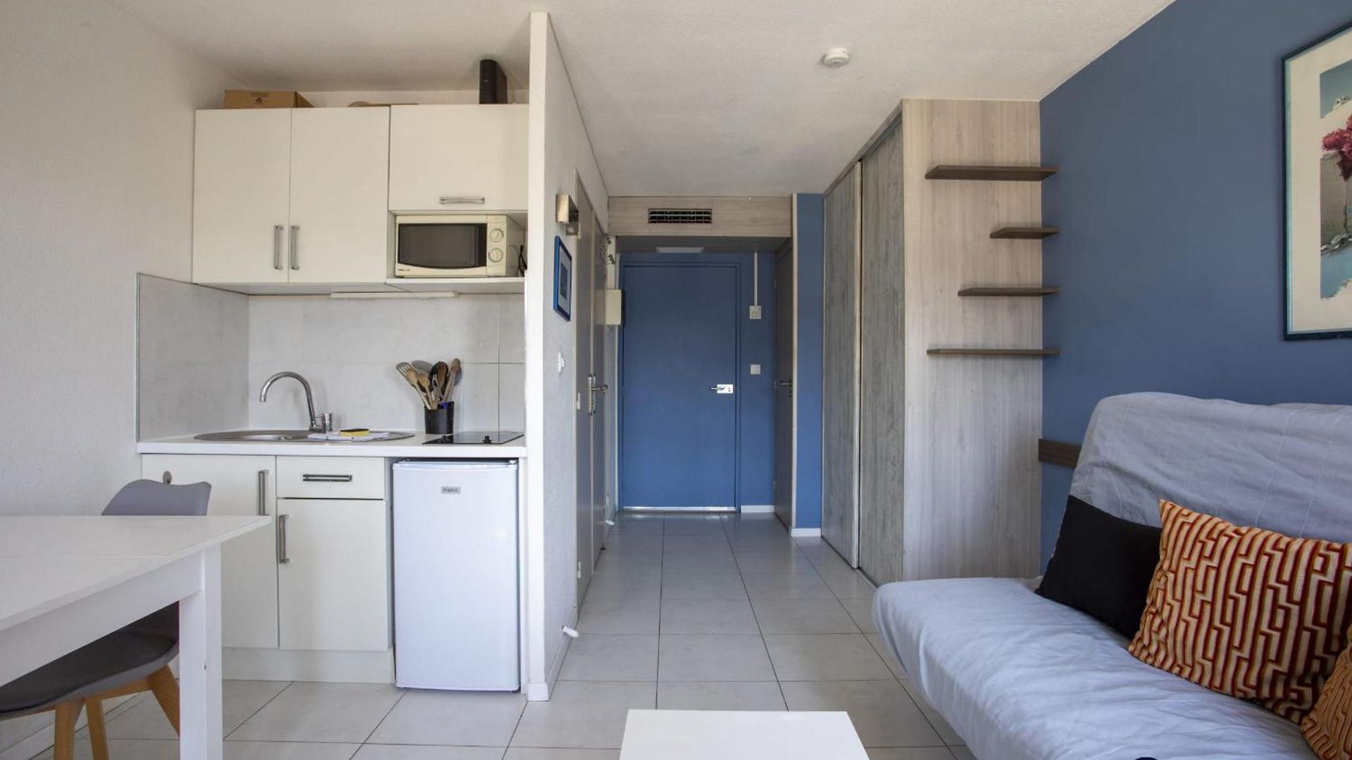 Air-conditioned Near The Train Station Apartment Nice