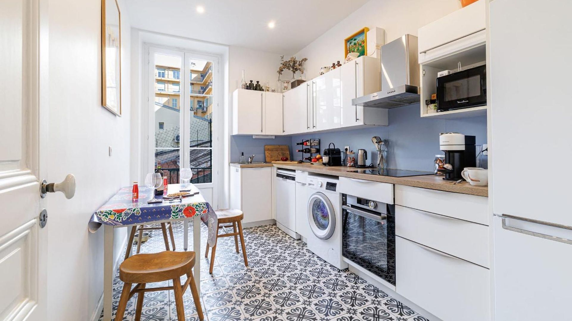 My Casa Guisol 17 - Elegant 3 Bedroom Near The Old Port Apartment *