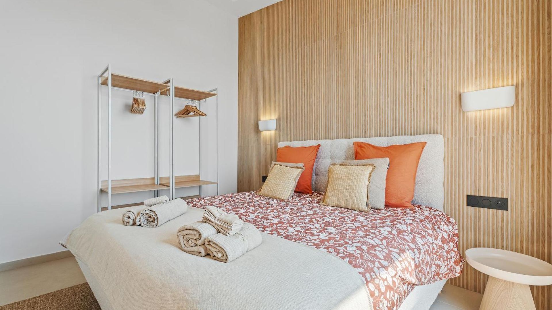 Renting - Promenade - Luxury Loft Sea View Balcony Floor