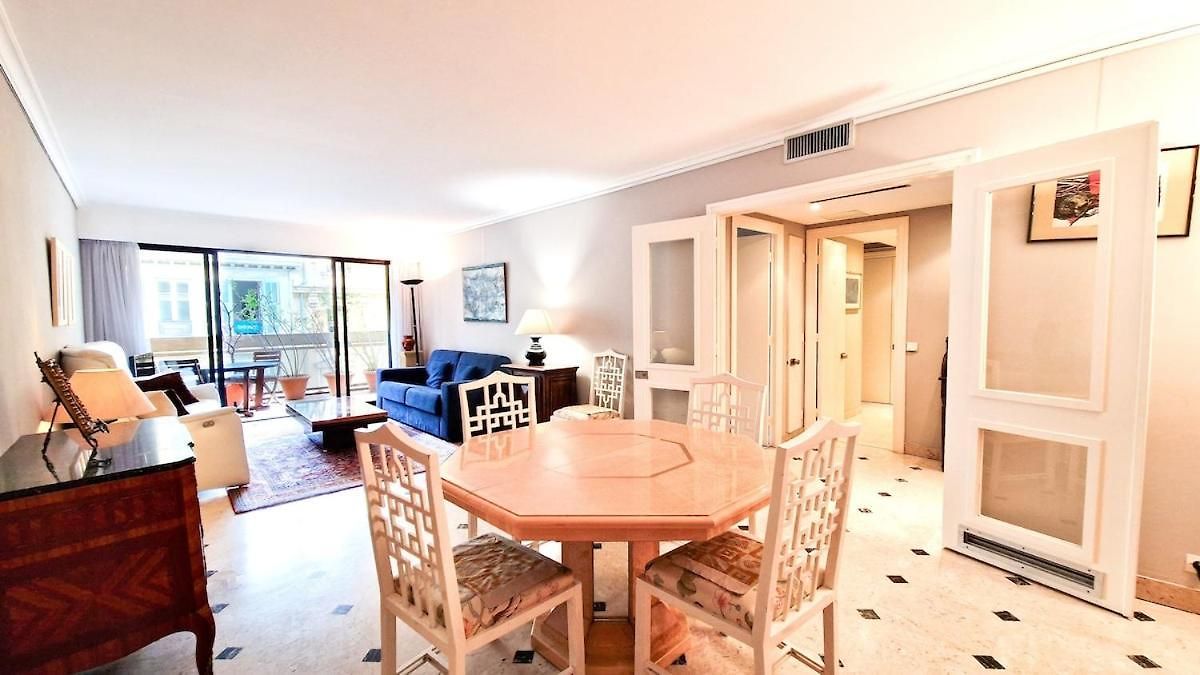 Apartment Au Coeur Du Chic Carre D'or *
