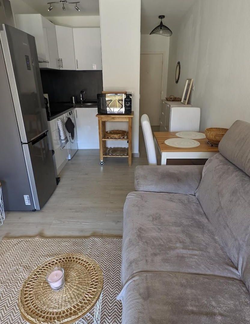 Apartment Avec Terrasse - Piscine - Tennis - Gardien Nice