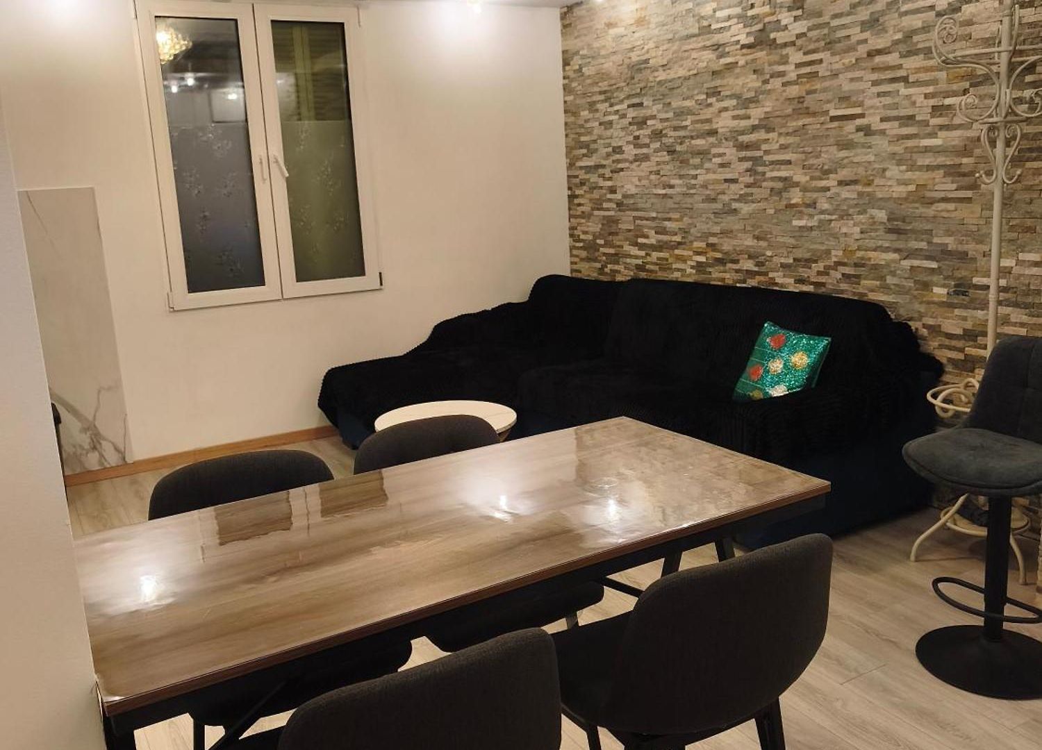 2 Et Salon