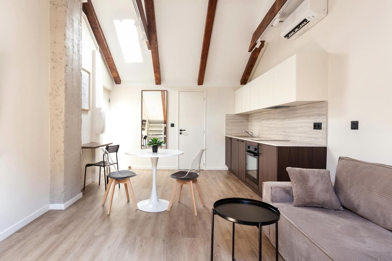 Charles Peguy - & - Jardin - Climatision Apartment *
