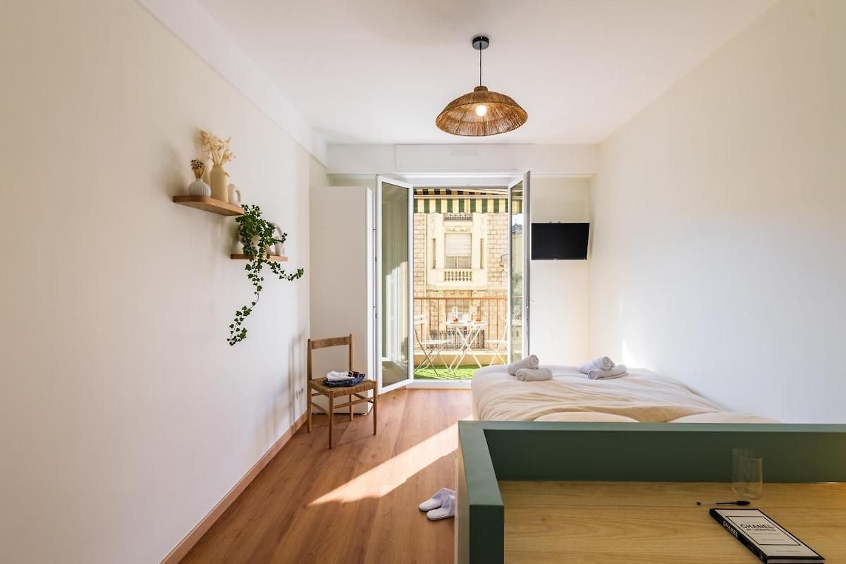 Charme Nicois, 15min De La Mer, 3 Chambres, Climatisation, Terrasse Apartment Nice