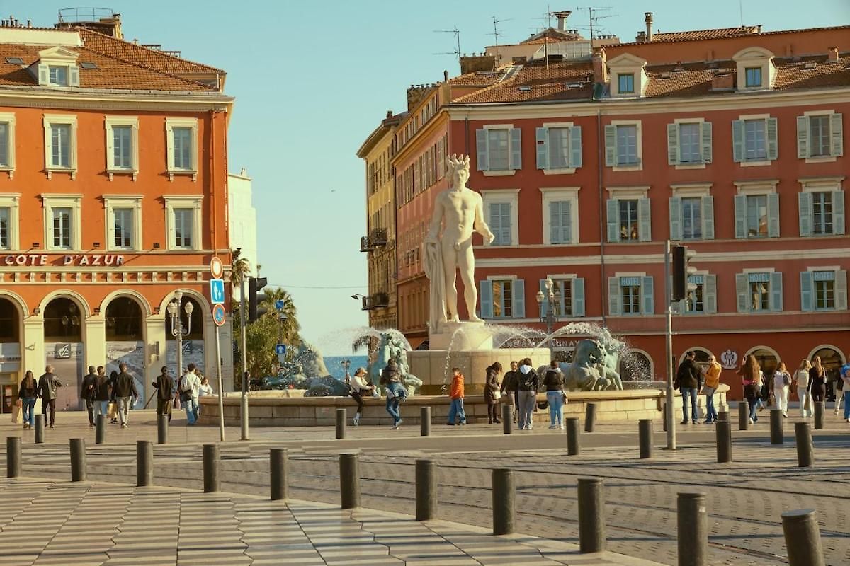 Au Coeur Du Vieux-nice, A 5 Minutes Apartment
