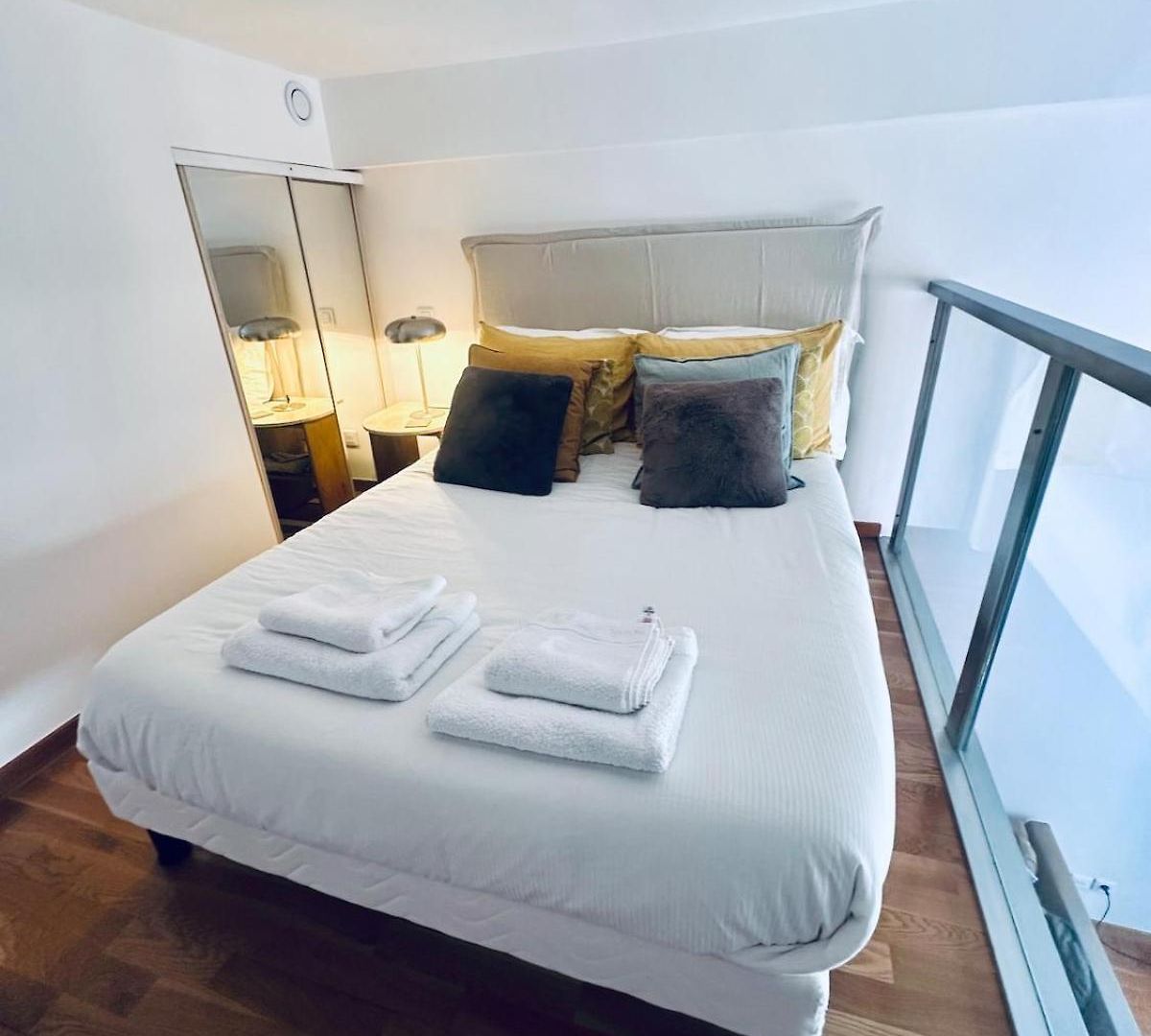 Place Massena Apartment